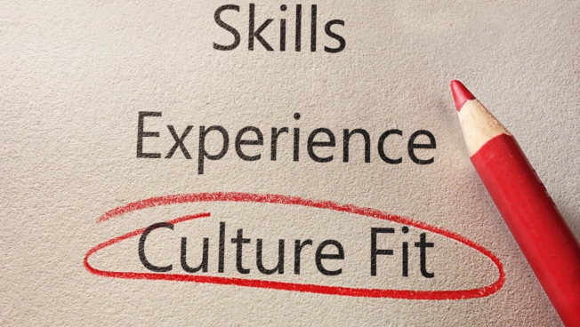 Top cultural fit interview questions to assess candidates